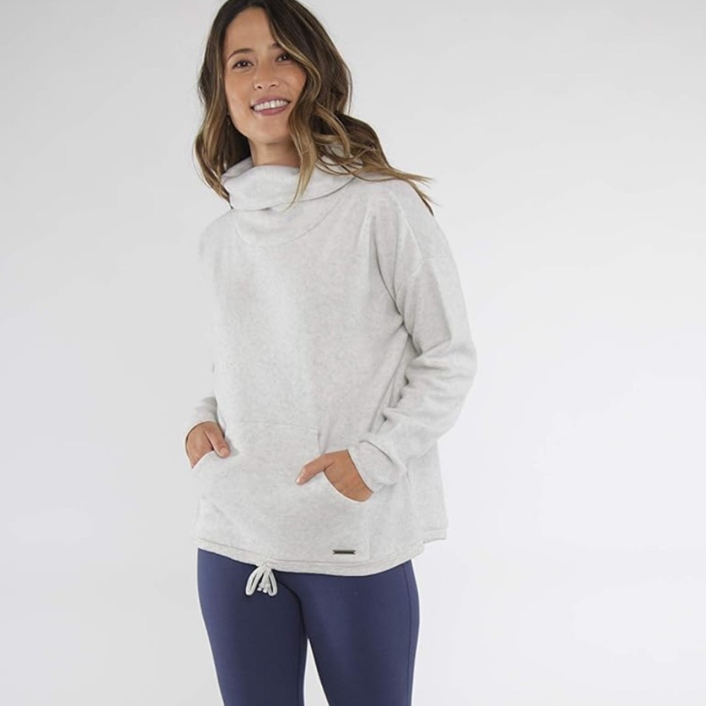 Carve Designs Rowayton Cowl Neck Sweater sz M